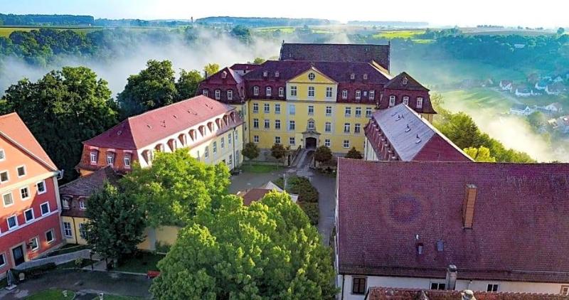 Schlosshotel Kirchberg image