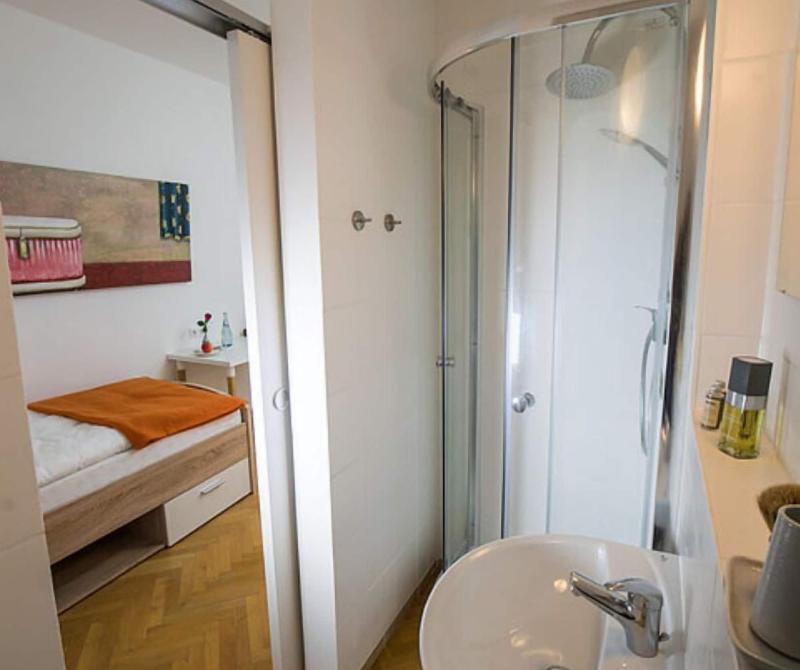 Schlosshotel Kirchberg image