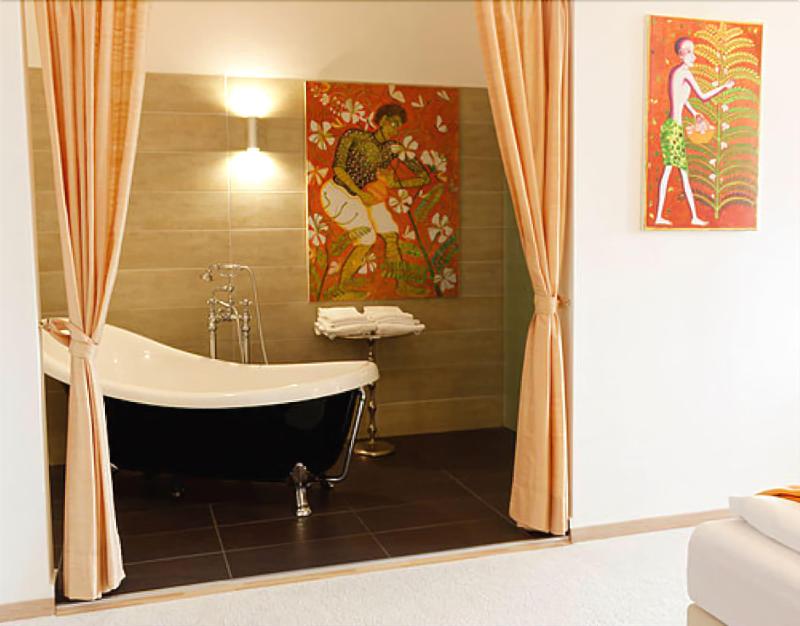 Schlosshotel Kirchberg image