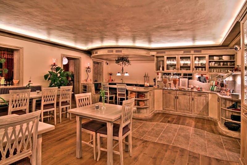 Hotel Anneliese image