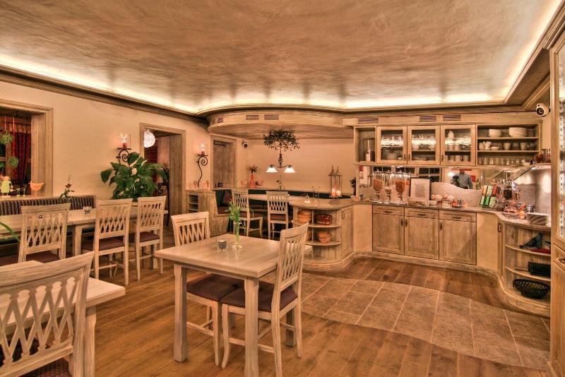 Hotel Anneliese image