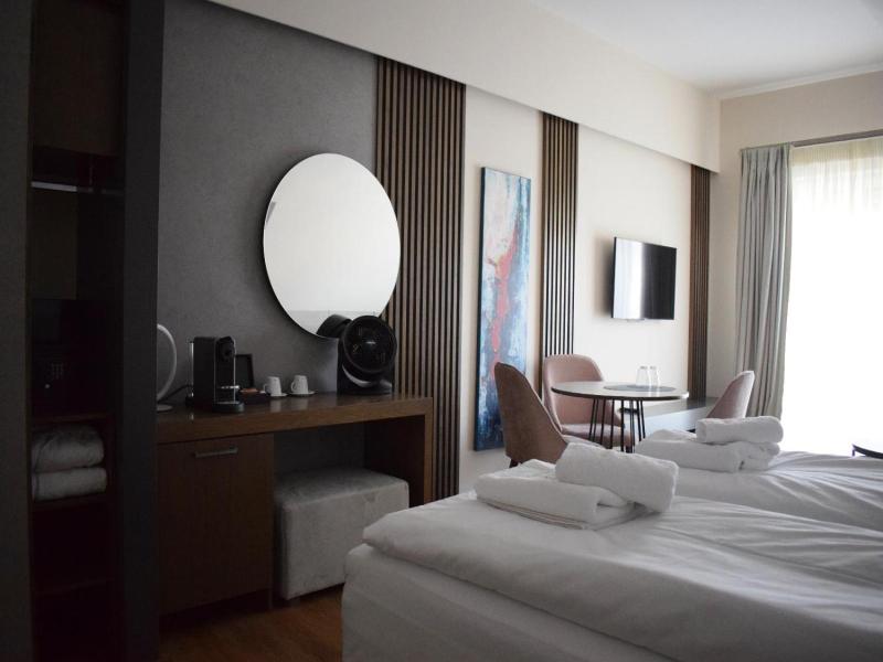 Akropolis Hotel image