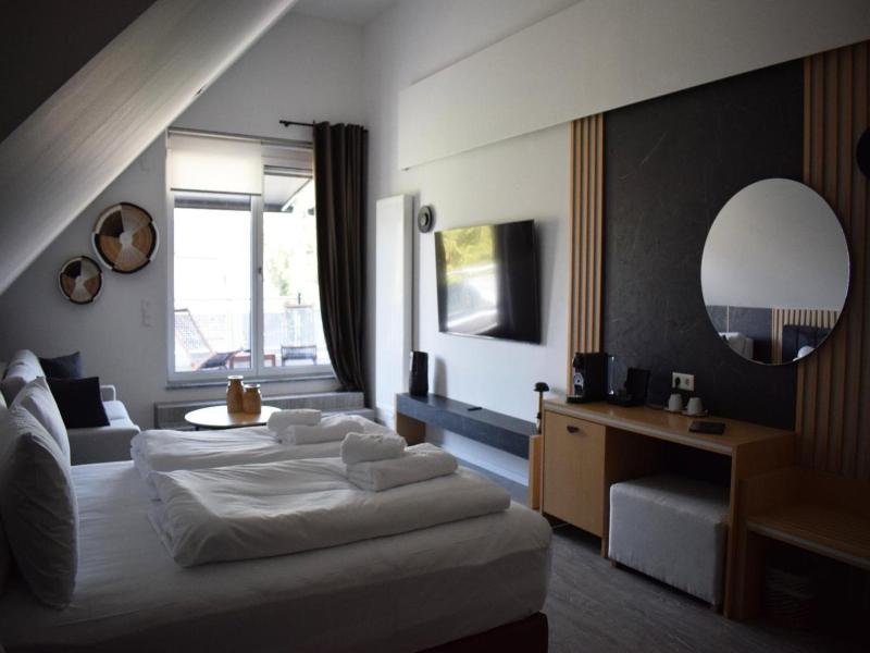 Akropolis Hotel image