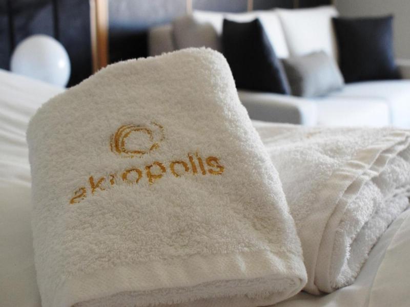 Akropolis Hotel image
