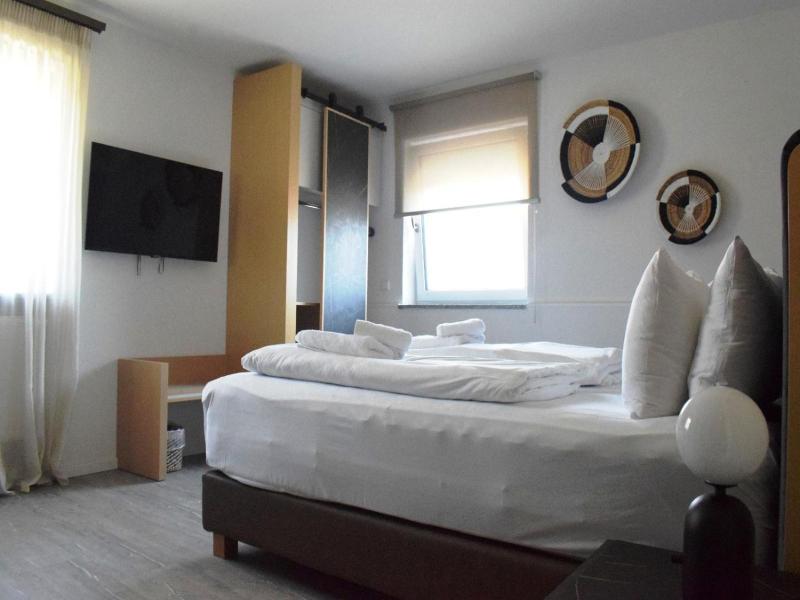 Akropolis Hotel image