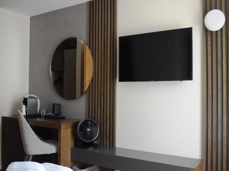 Akropolis Hotel image