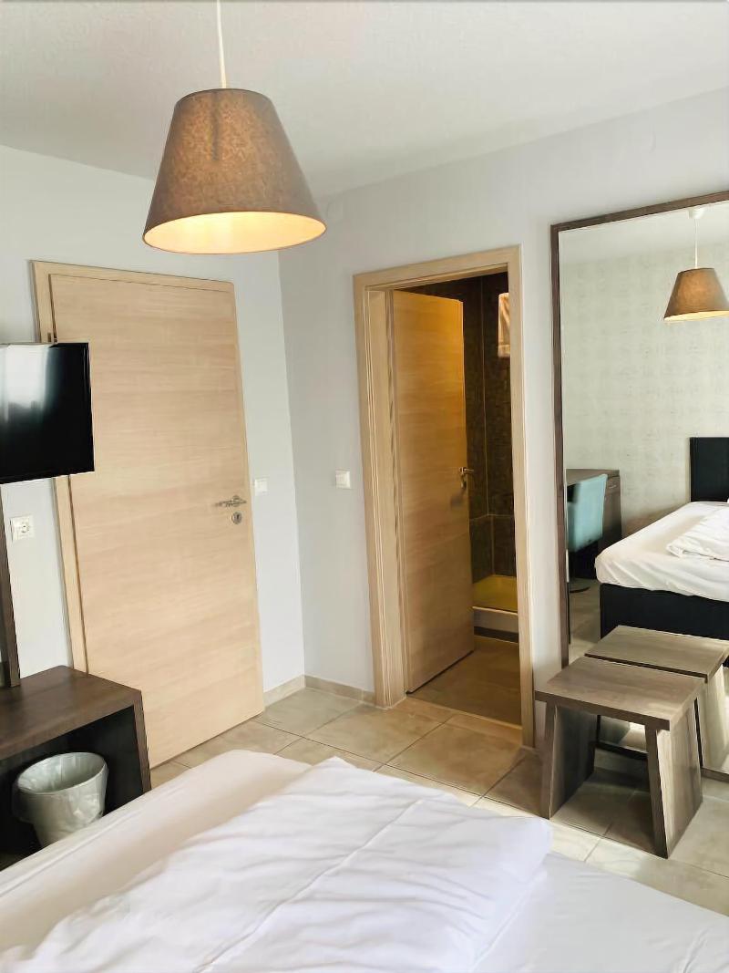 Akropolis Hotel image