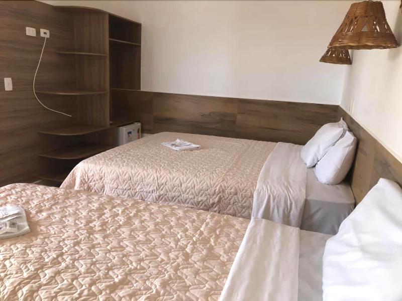 Hotel Porto Do Eixo image