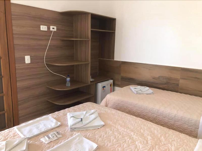 Hotel Porto Do Eixo image