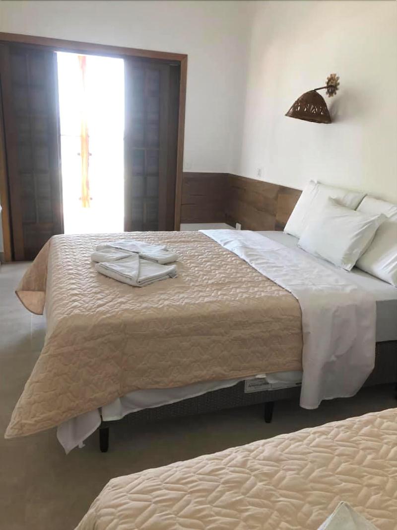 Hotel Porto Do Eixo image