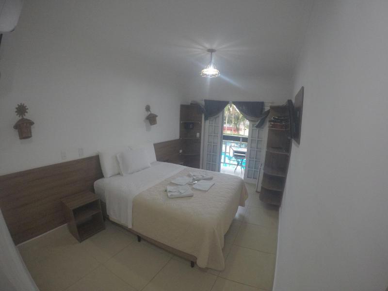 Hotel Porto Do Eixo image