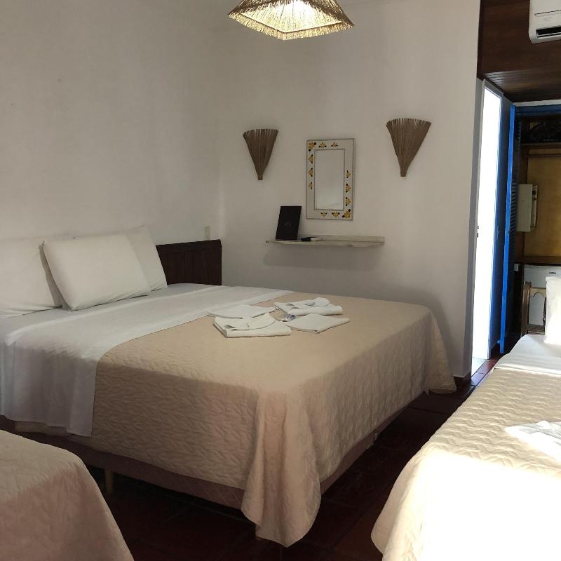 Hotel Porto Do Eixo image