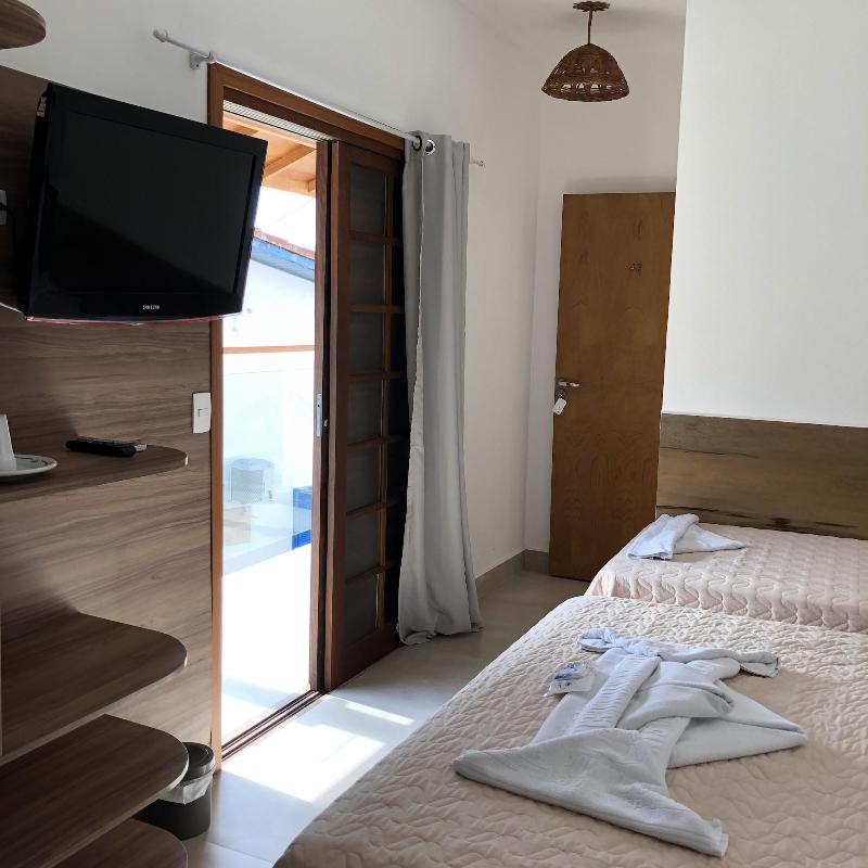 Hotel Porto Do Eixo image