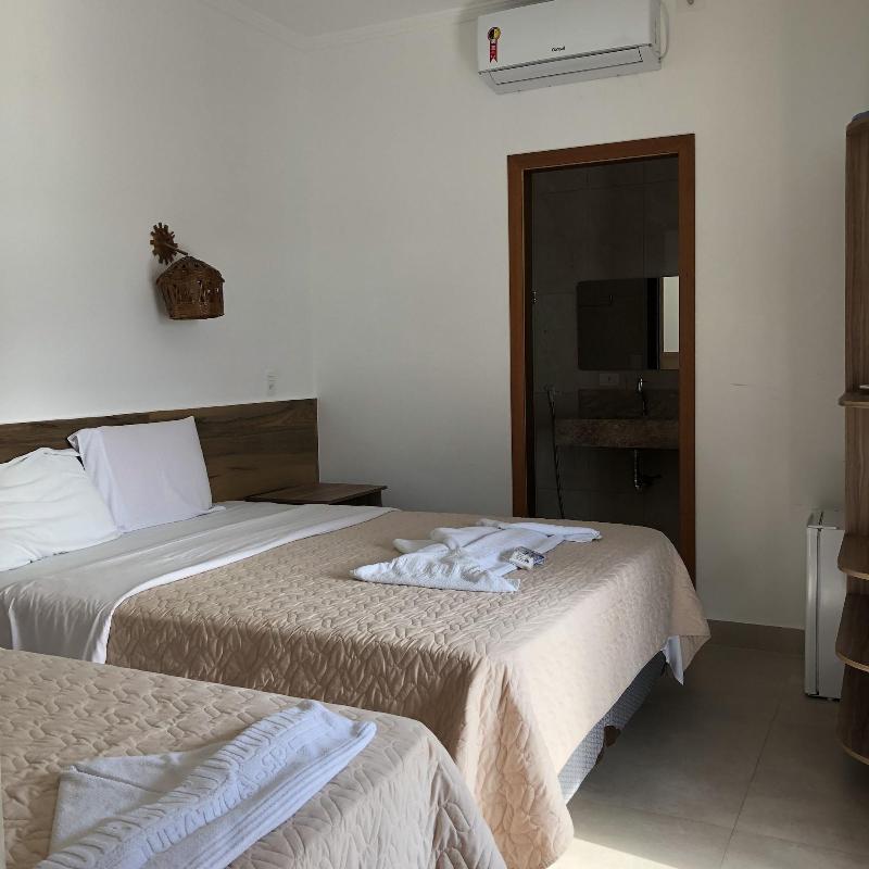 Hotel Porto Do Eixo image