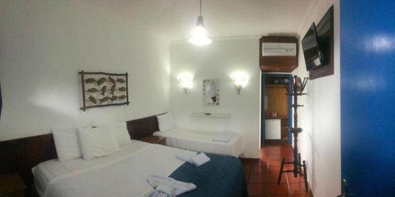 Hotel Porto Do Eixo image
