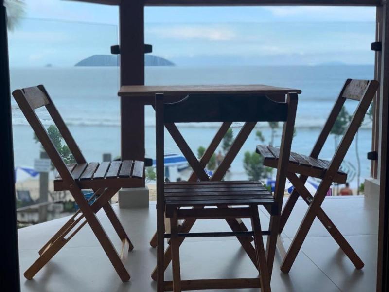 Hotel Porto Do Eixo image