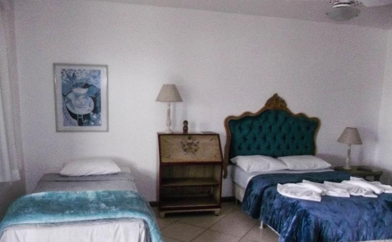 Atlantico Hotel image