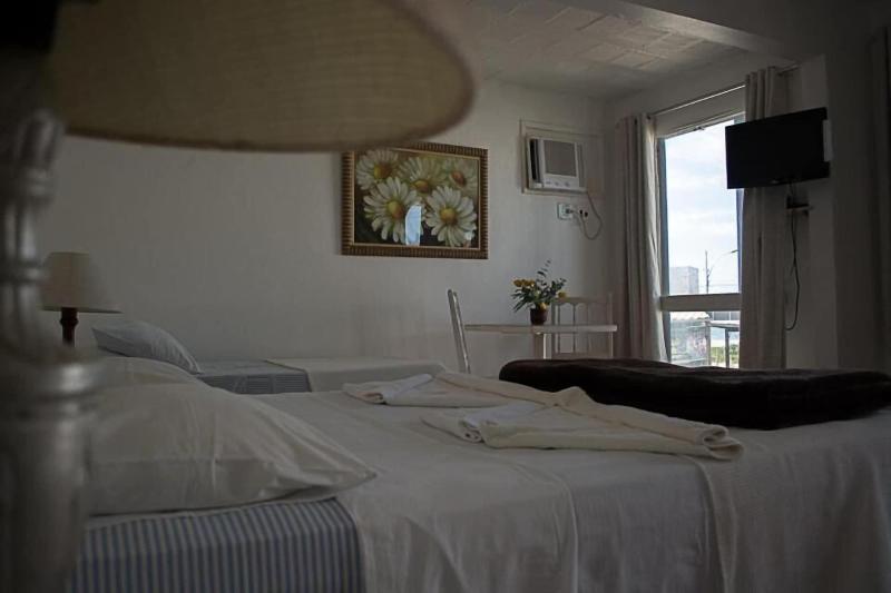 Atlantico Hotel image