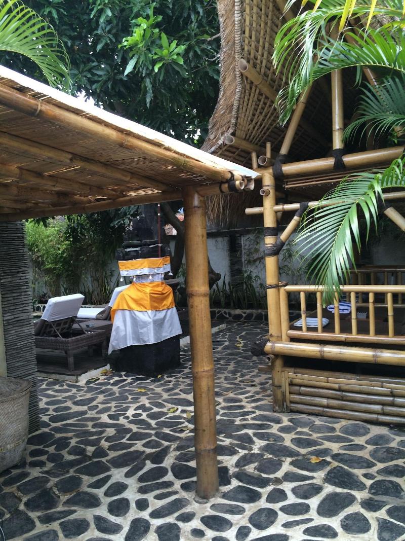 Scallywags Mango Retreat image