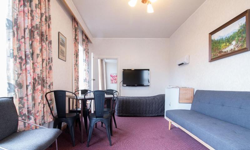 Masonic Hotel image