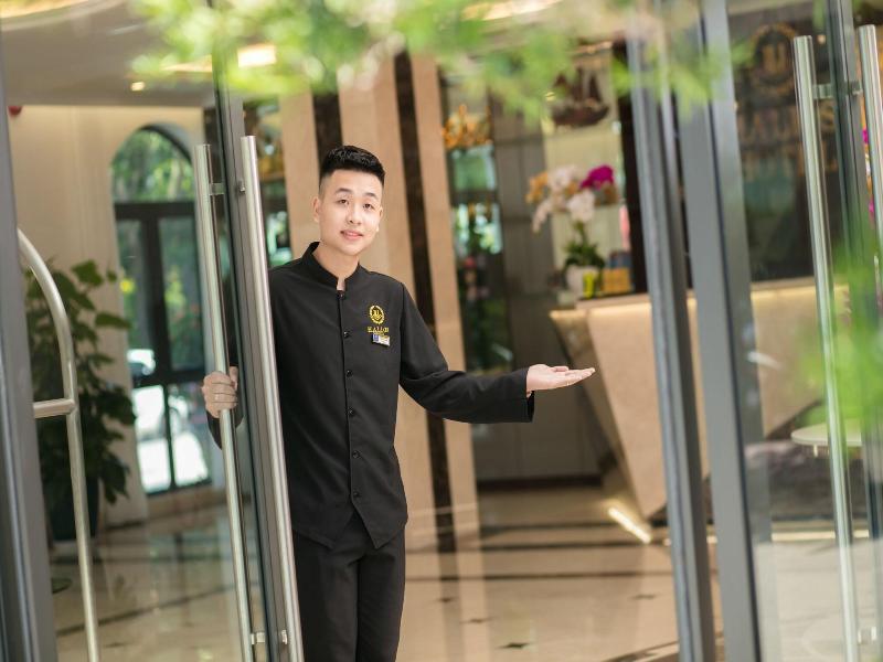 Halios Hotel Halong image