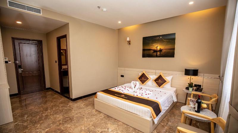 Golden Emerald Resort image