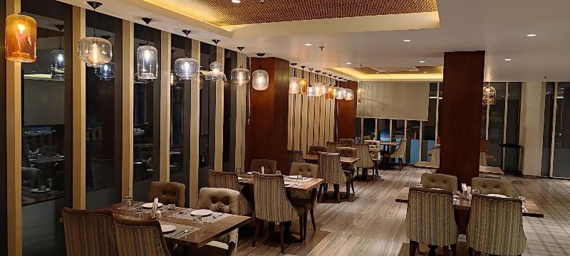 Hotel Le Lotus Grand image