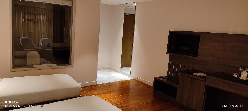 Hotel Le Lotus Grand image