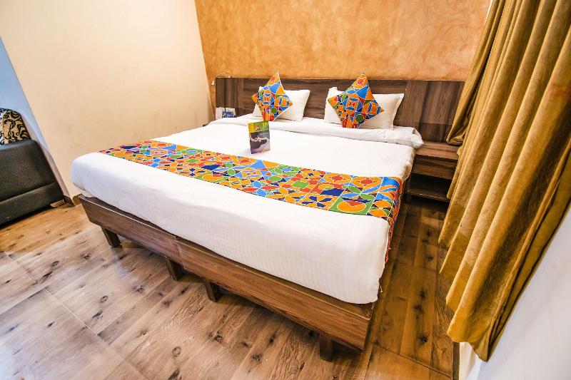 Fabhotel Global Inn image