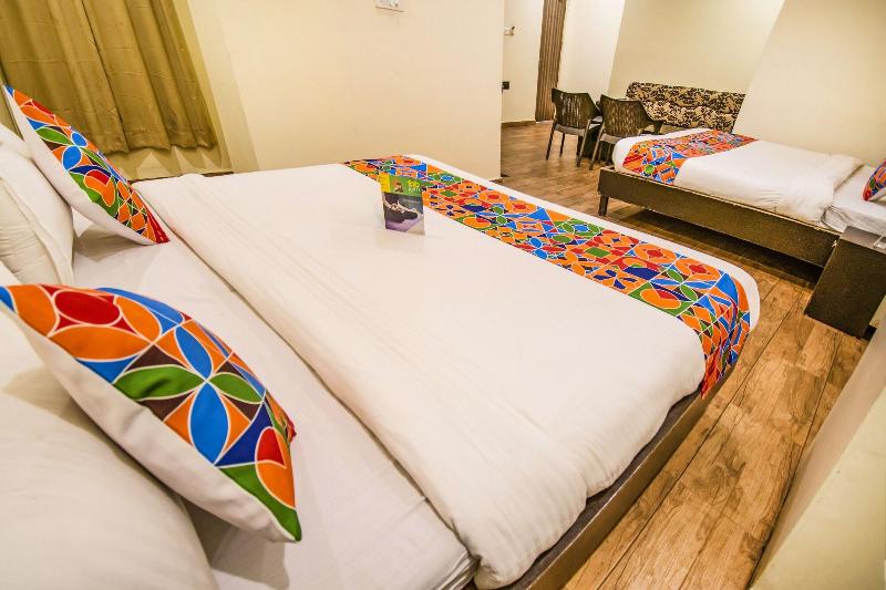 Fabhotel Global Inn image