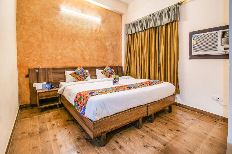 Fabhotel Global Inn image
