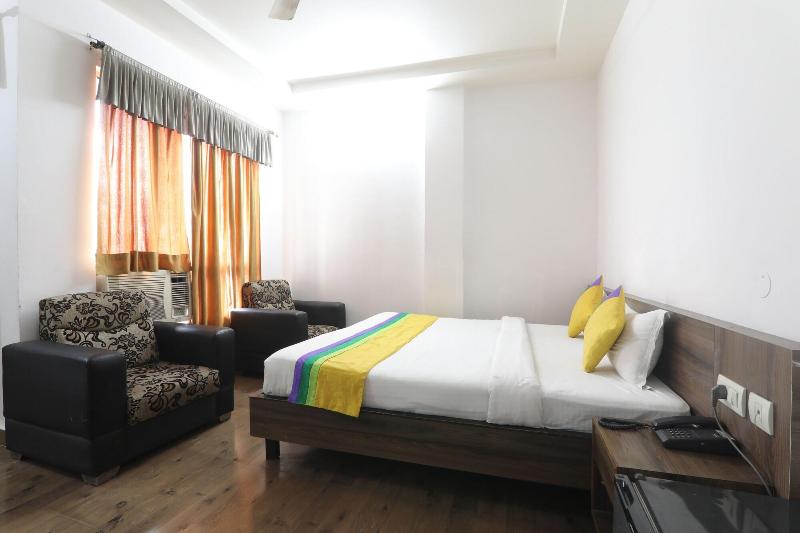 Fabhotel Global Inn image
