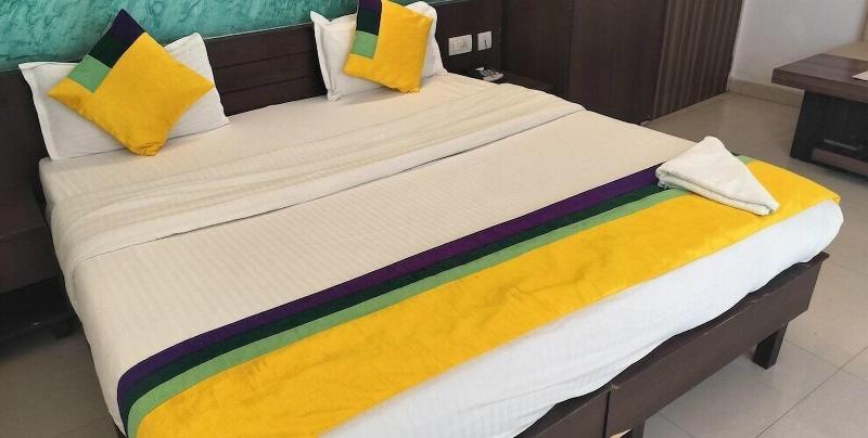 Fabhotel Global Inn image