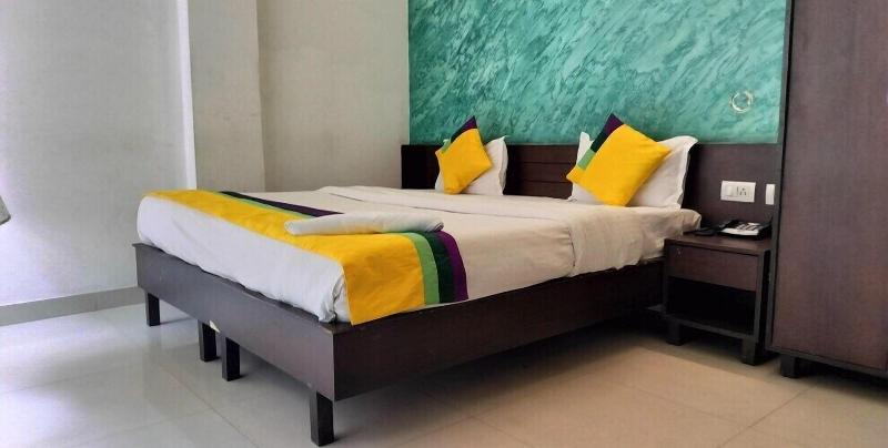 Fabhotel Global Inn image
