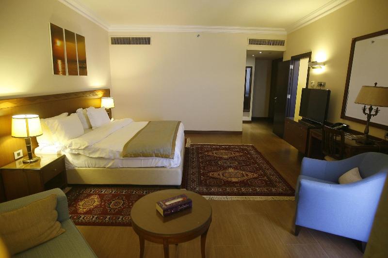 Jiyeh Marina Resort Hotel & Chalets image