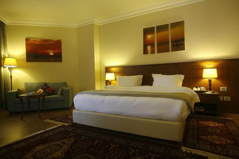 Jiyeh Marina Resort Hotel & Chalets image