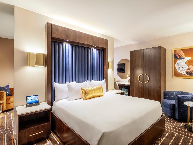 Circa Resort & Casino image