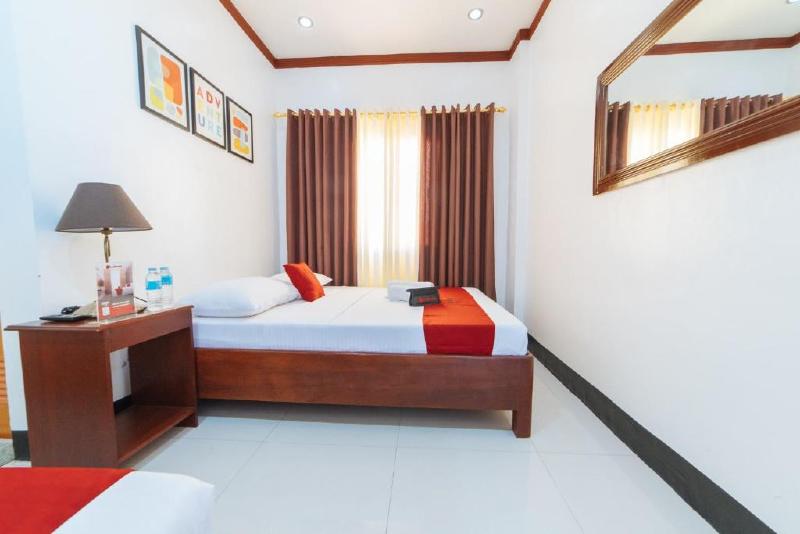 RedDoorz Premium near Museo De Baler