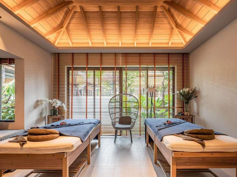 Grand Mercure Khao Lak Bangsak image