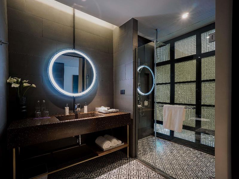 Grand Mercure Khao Lak Bangsak image