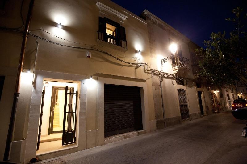 Italiana Resort Maniace image
