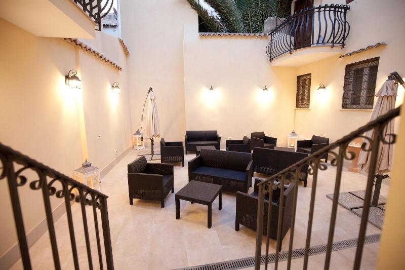 Italiana Resort Maniace image