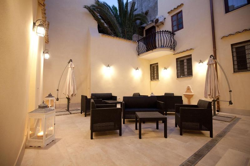 Italiana Resort Maniace image