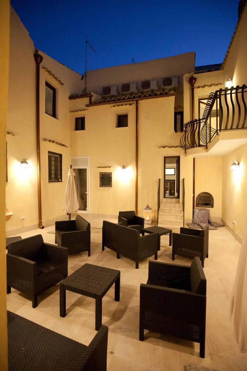 Italiana Resort Maniace image