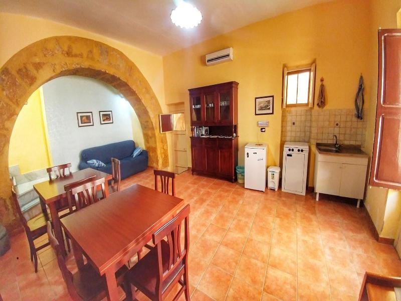 B&B Anita image