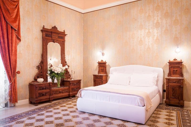 Palazzo Montalbano image