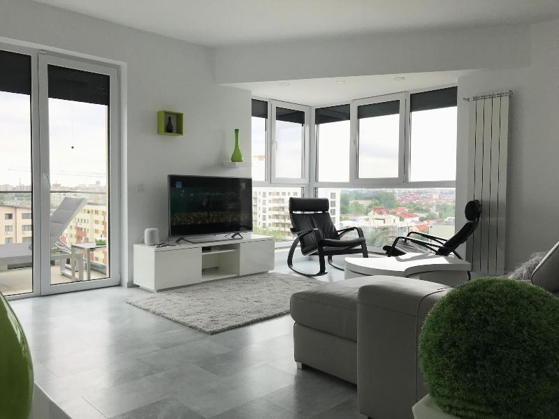 Luxury Westpark 2 Residence Lake View W2 image