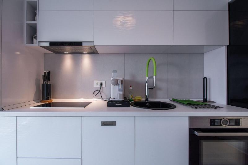 Luxury Westpark 2 Residence Lake View W2 image