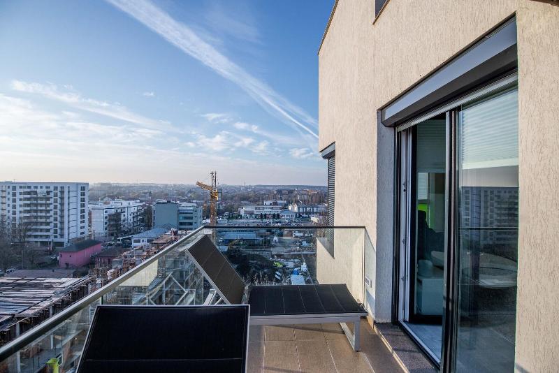 Luxury Westpark 2 Residence Lake View W2 image