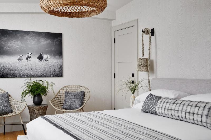 Edgartown Inn image